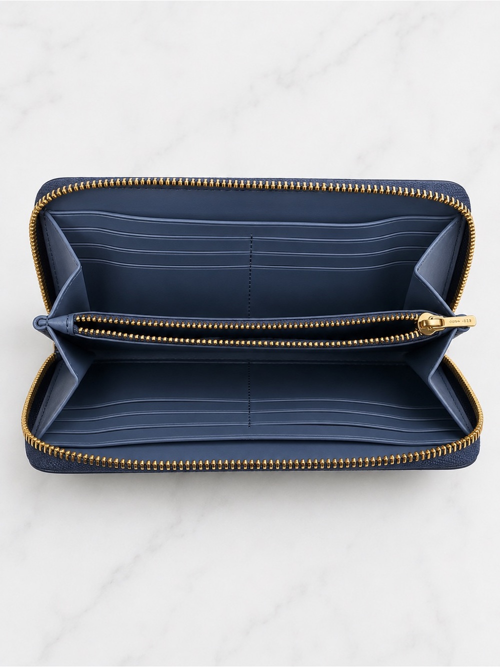 Coach Accordion Zip Wallet Blue Crossgrain Leather Gold NWT $225 - Picture 5 of 8